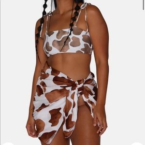 Moana Bikini Lucy Longhorn Set and Sarong